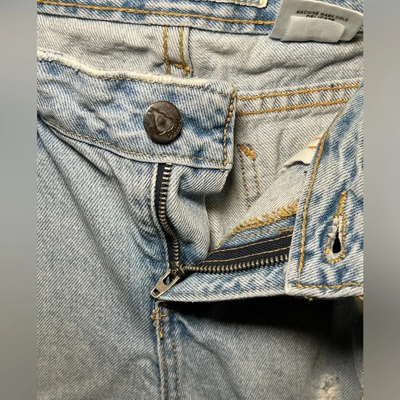 🌻 Mudd Y2K Vintage Distressed Crop Denim size 7 - Picture 3 of 8